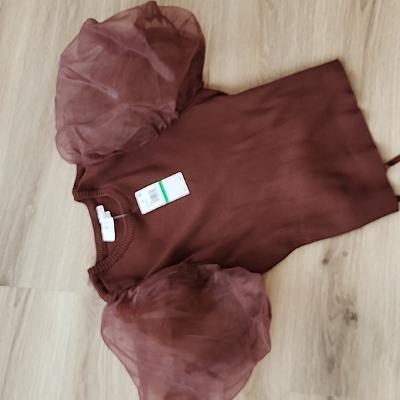 Artr Women's Avery Puff-Sleeve Open-Back Top size large and xl brown - Picture 5 of 7